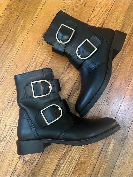 Tommy Hilfiger Shoes - Tommy Hilfiger Black Leather Double-Buckle Ankle Boots Excellent Condition!